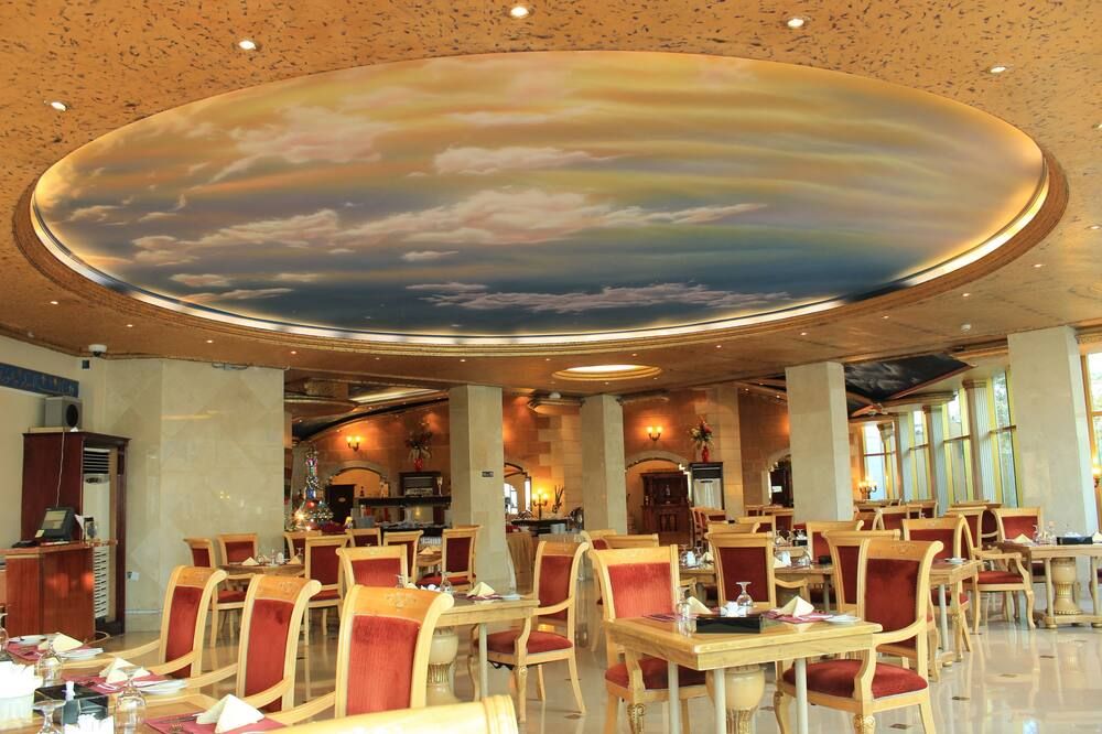 מסעדה תמונה