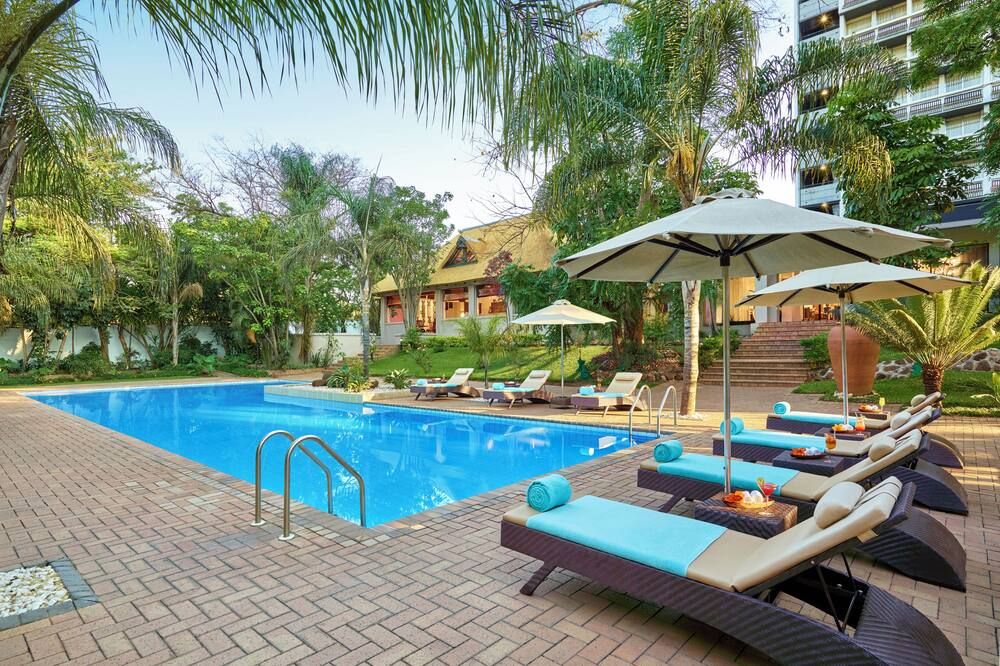 בריכה תמונה