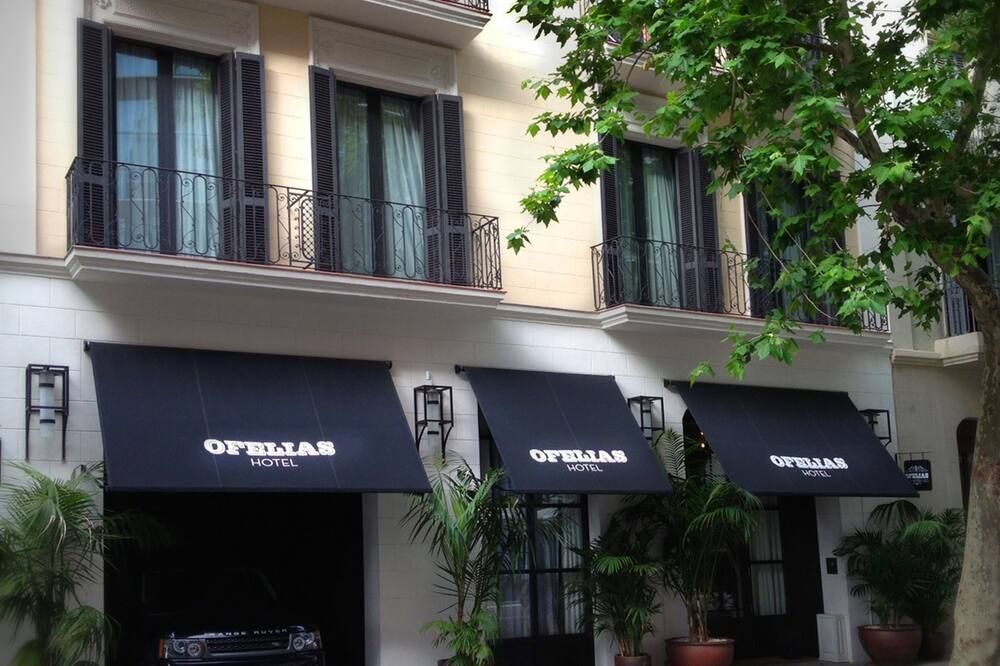 אחר