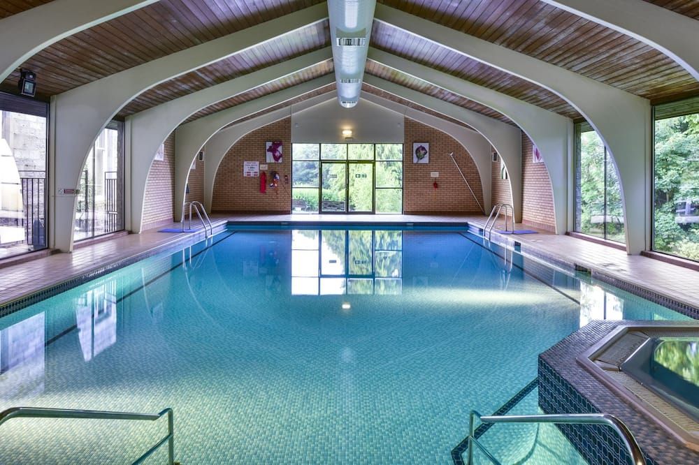 בריכה תמונה