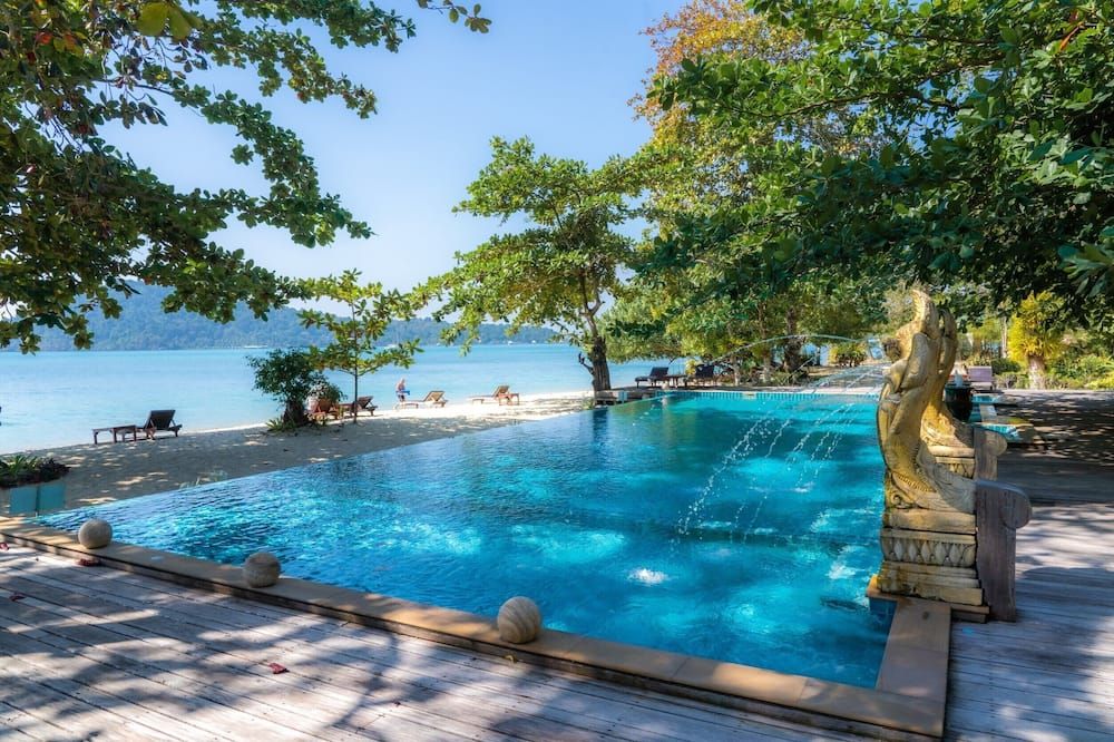 בריכה תמונה