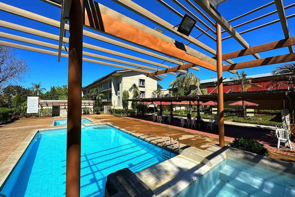 בריכה תמונה