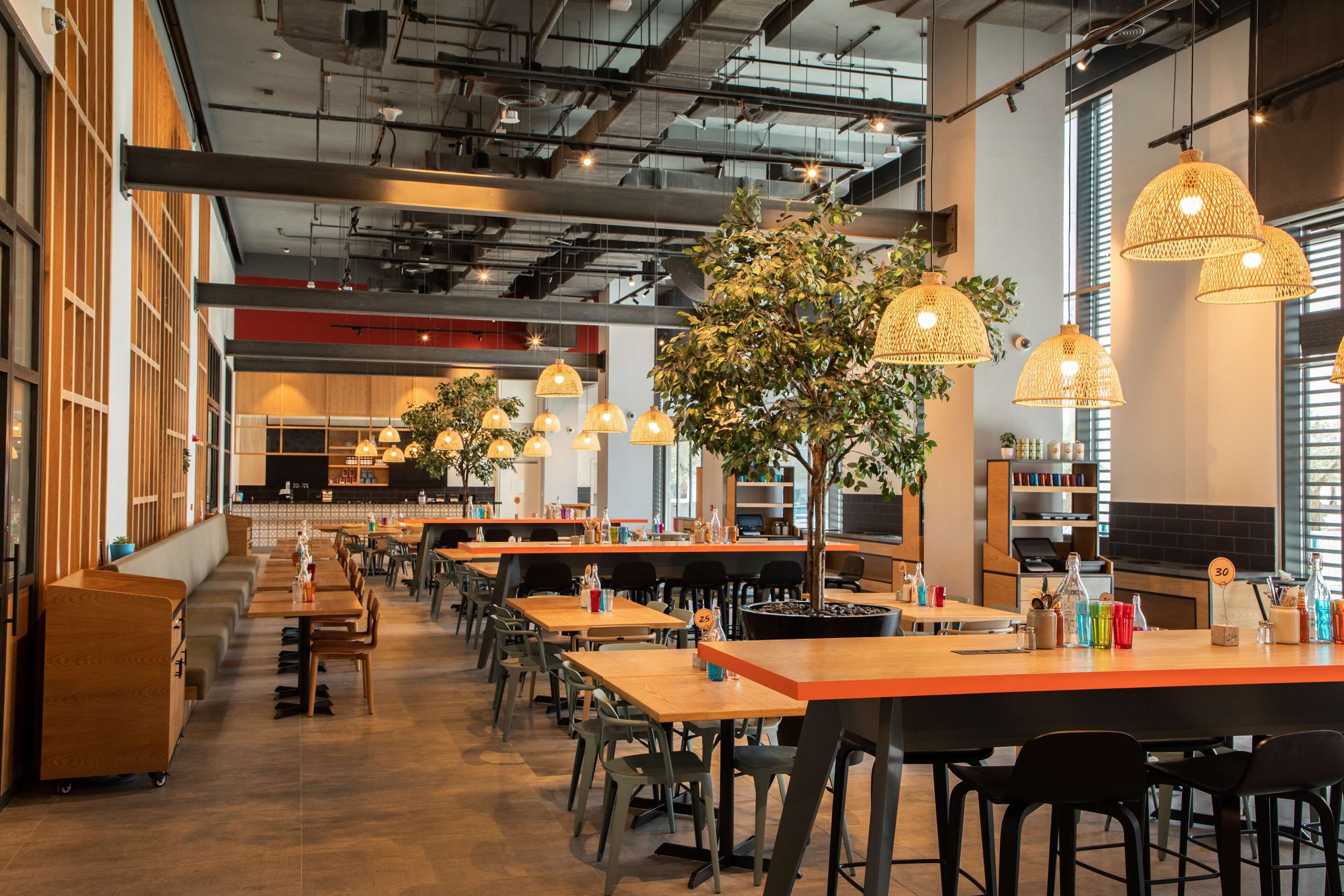 מסעדה תמונה