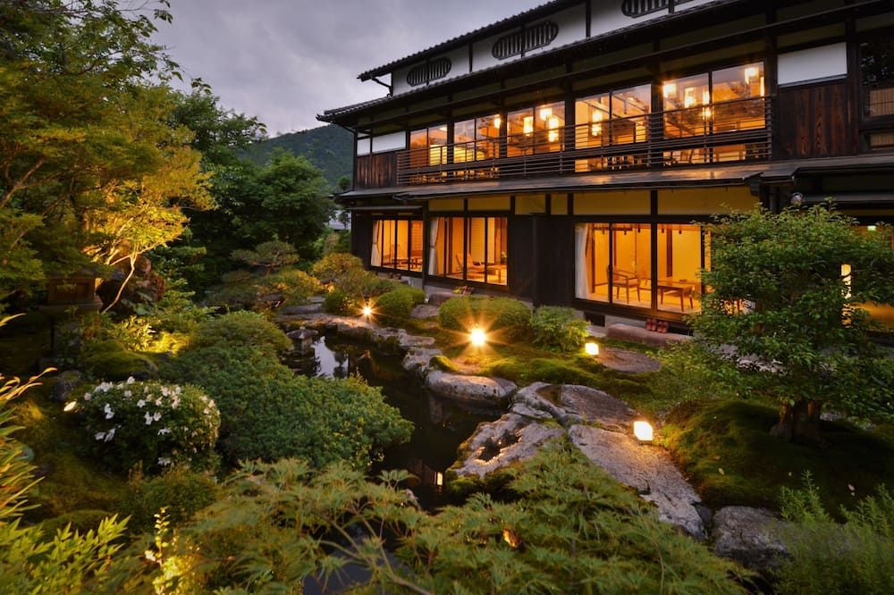 בניין תמונה