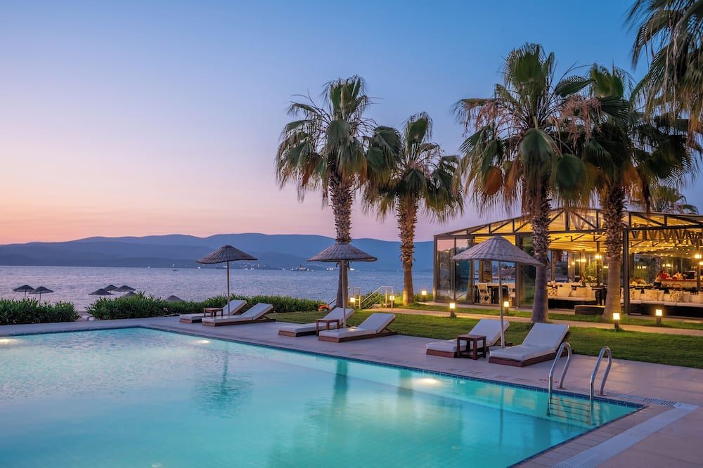 בריכה תמונה