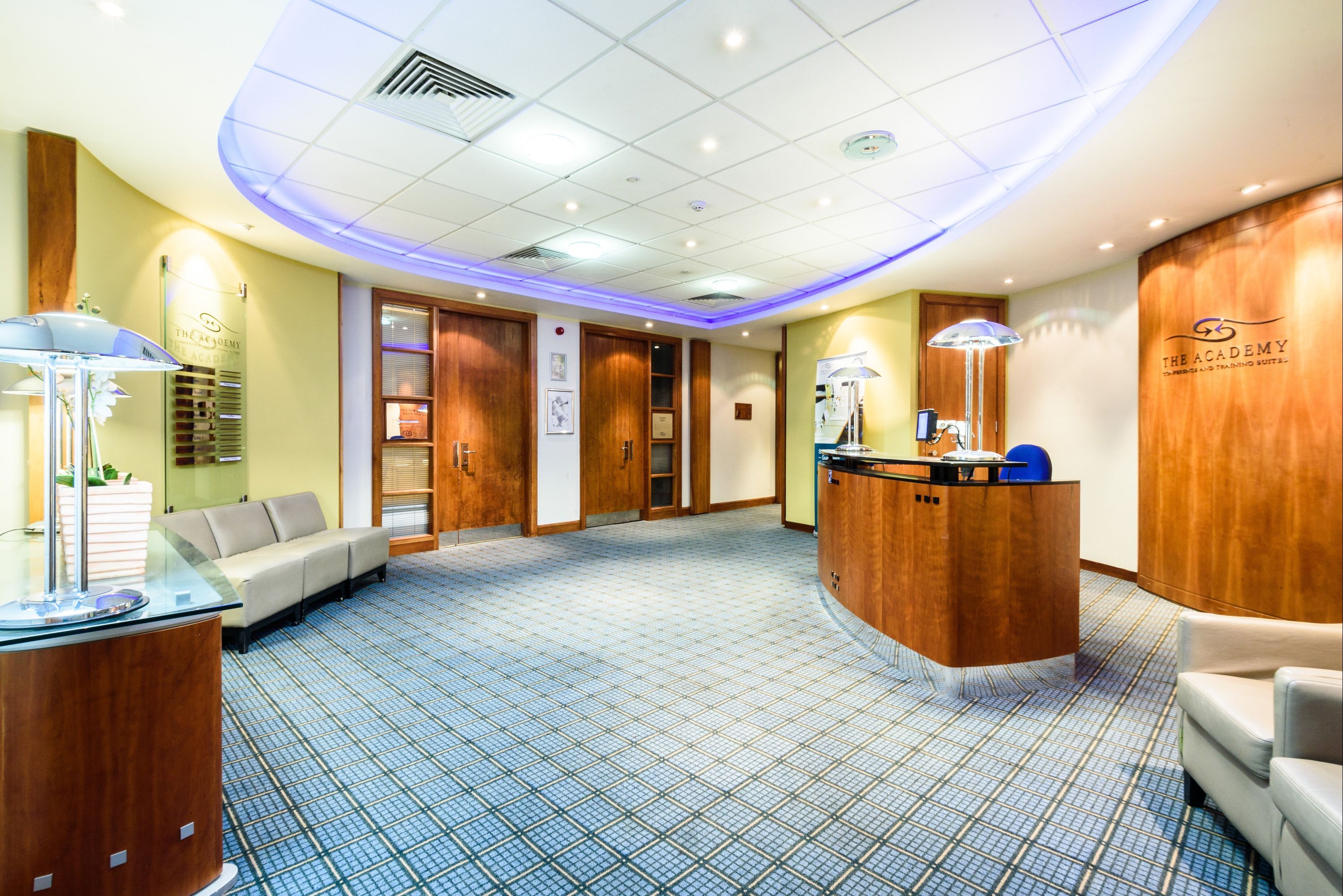 לובי