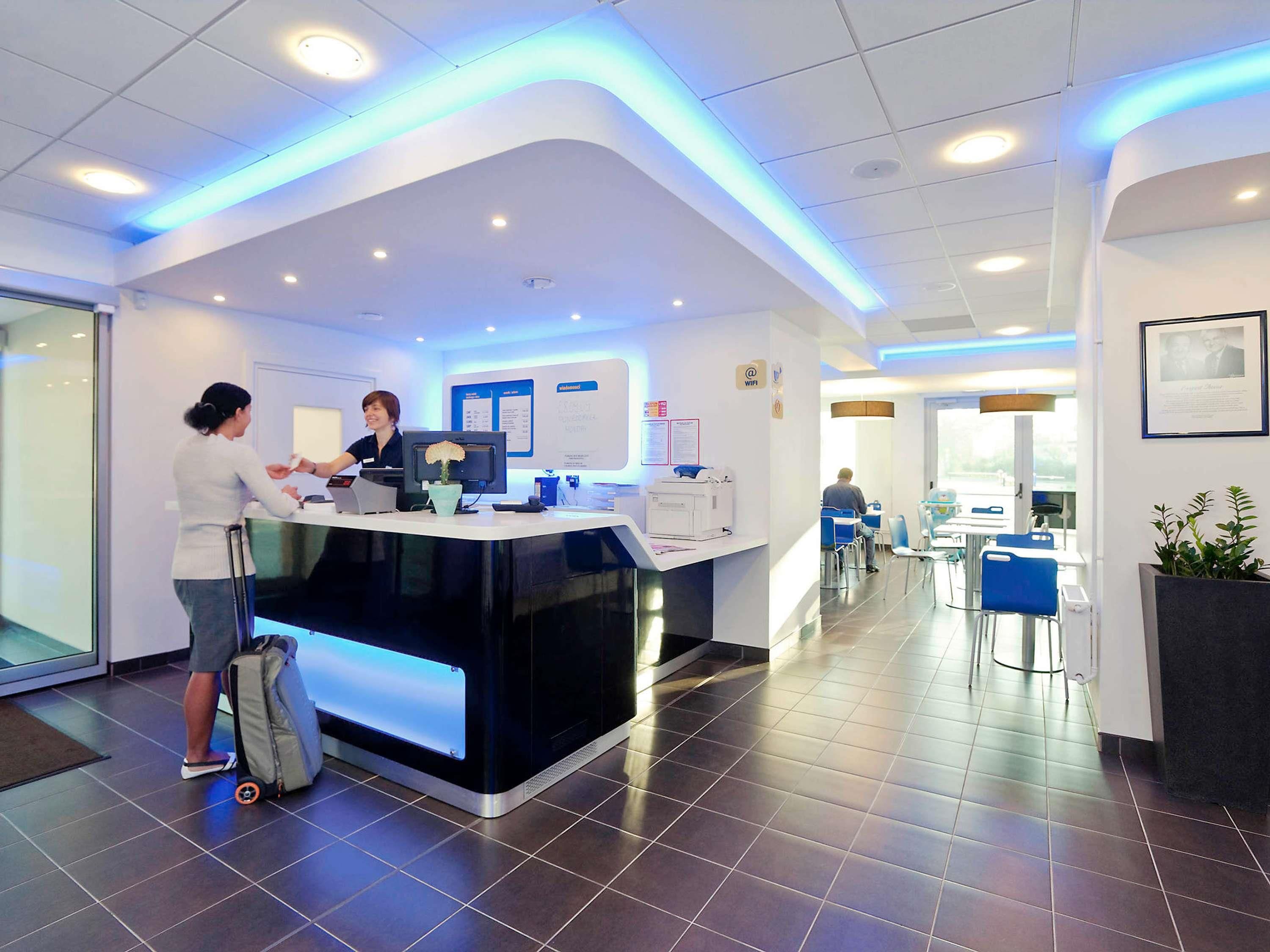 דלפק קבלה תמונה