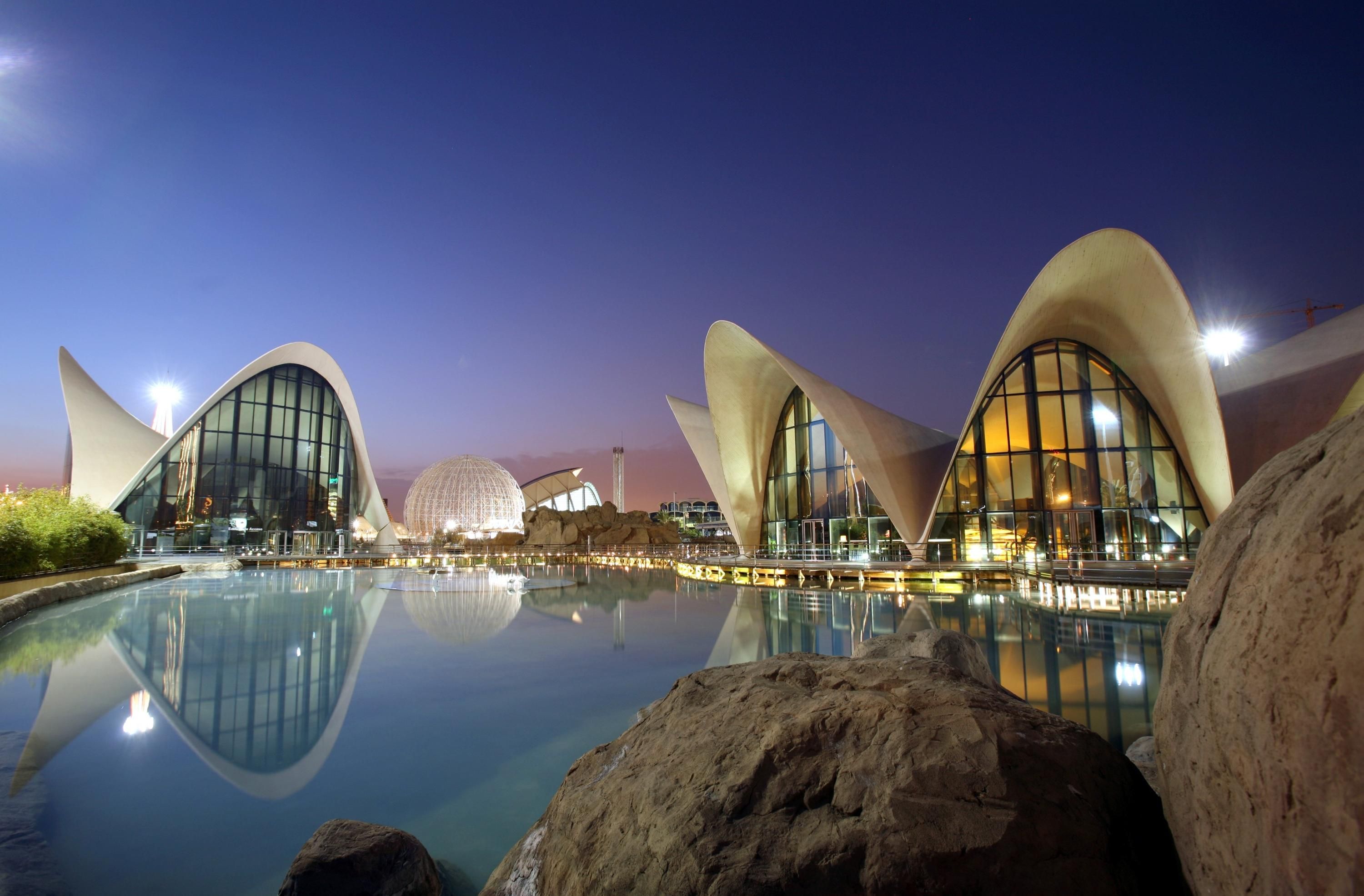 בריכה תמונה