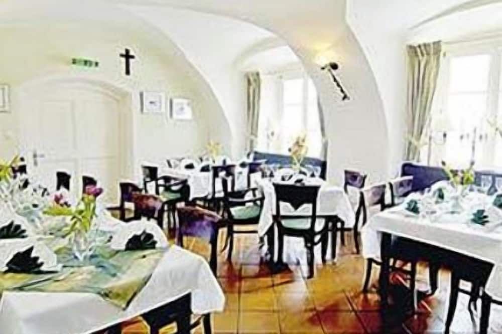 מסעדה תמונה