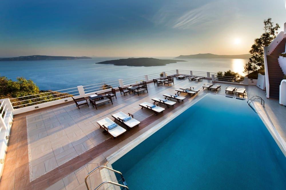 בריכה תמונה