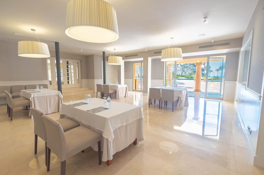 מסעדה תמונה