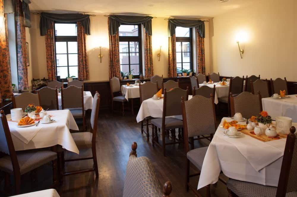 מסעדה תמונה