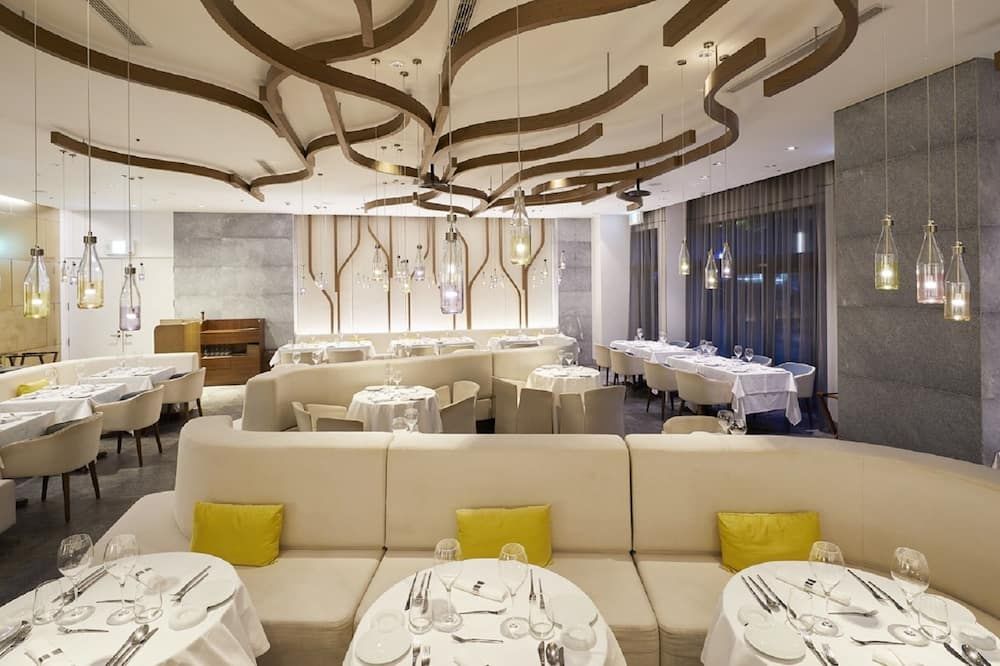 מסעדה תמונה