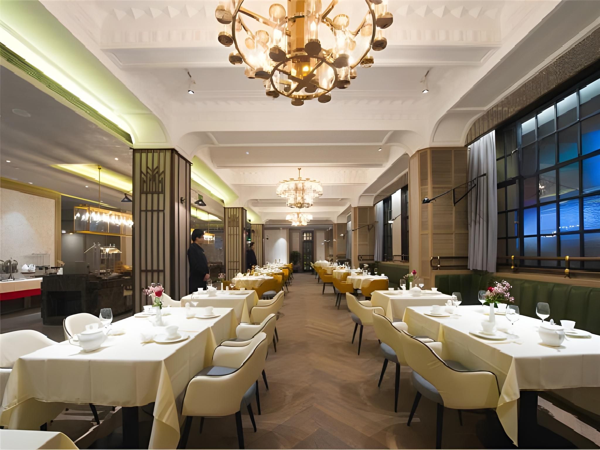 מסעדה תמונה