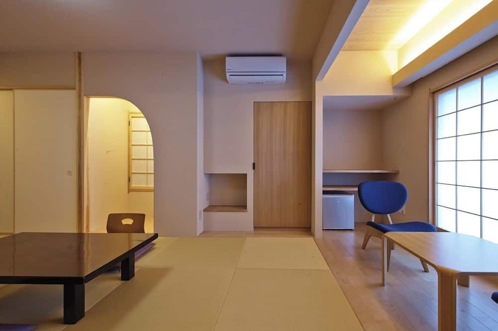 אחר