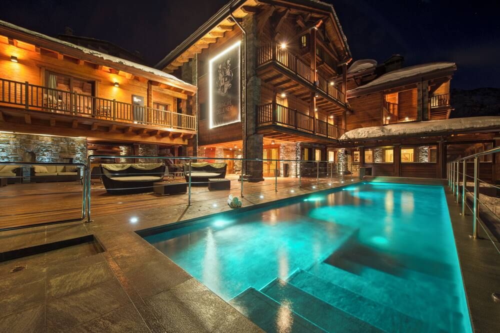 בריכה תמונה