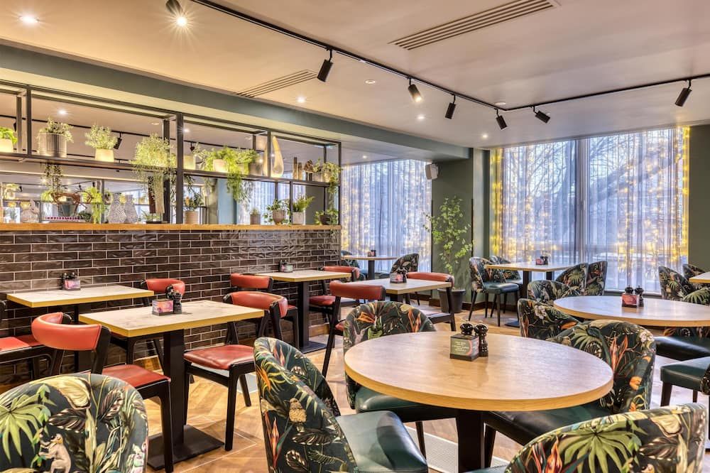 מסעדה תמונה