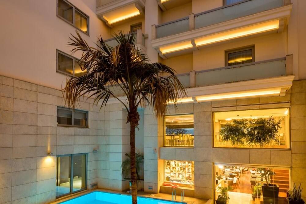 בניין