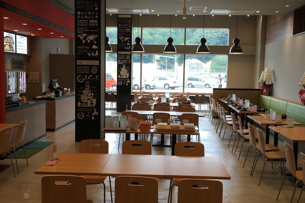 מסעדה תמונה