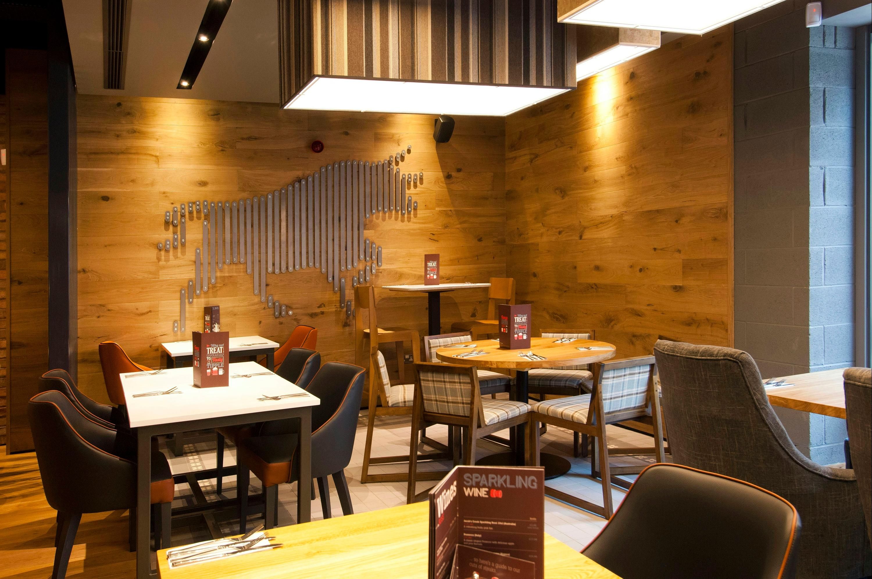 מסעדה תמונה