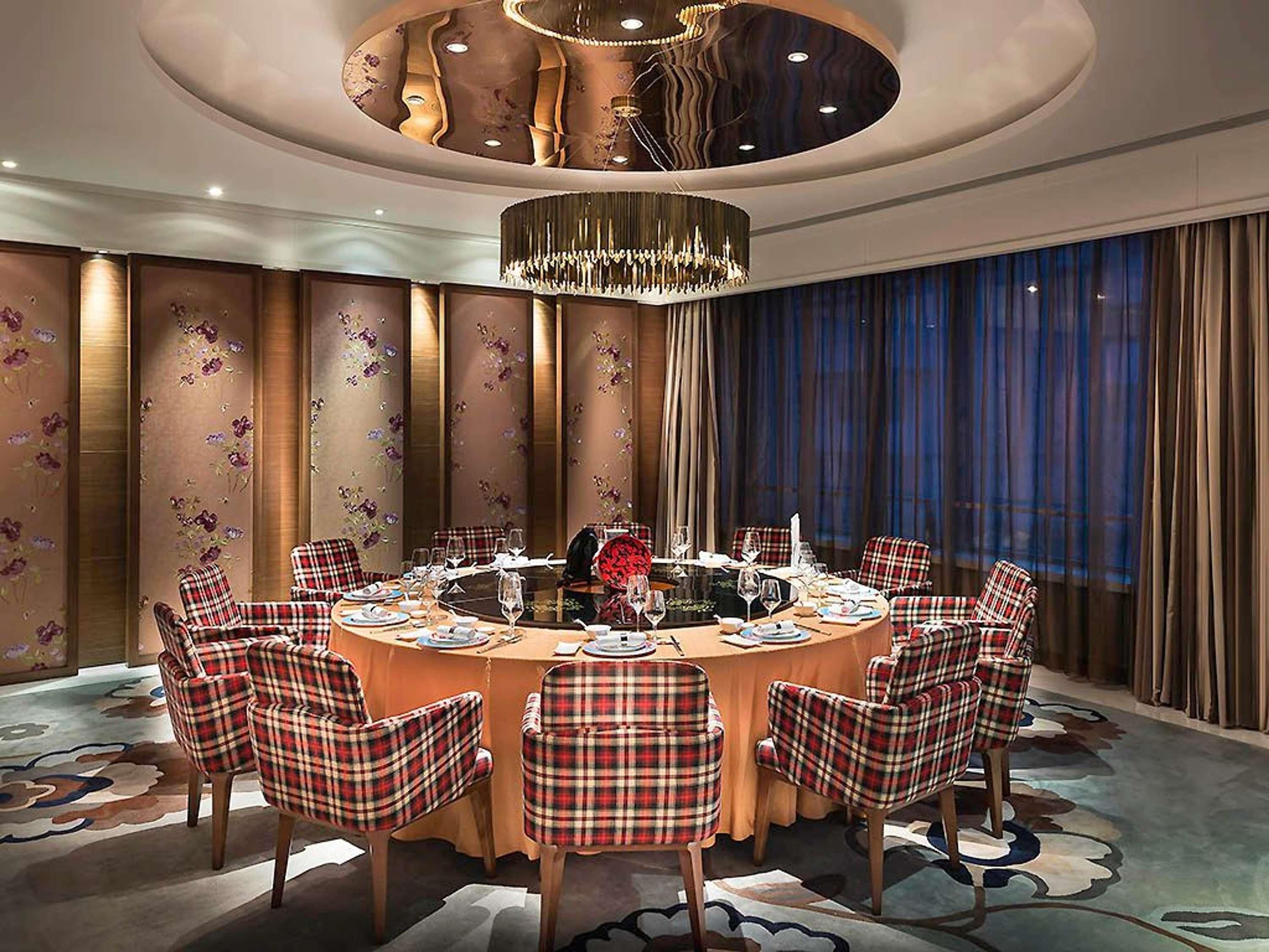 מסעדה תמונה