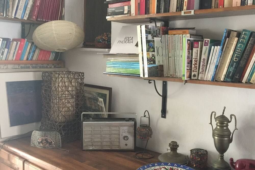 אחר
