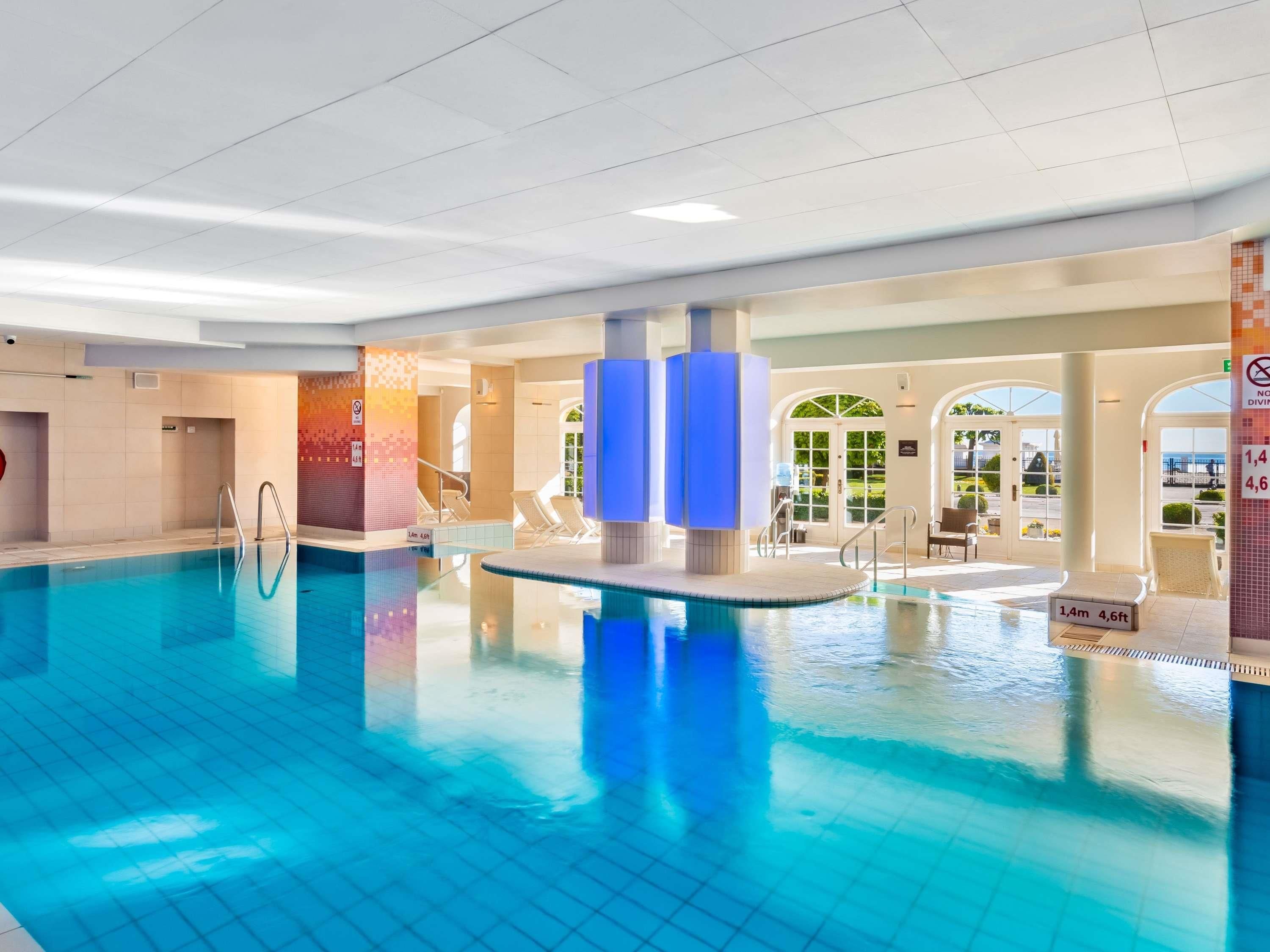 בריכה תמונה