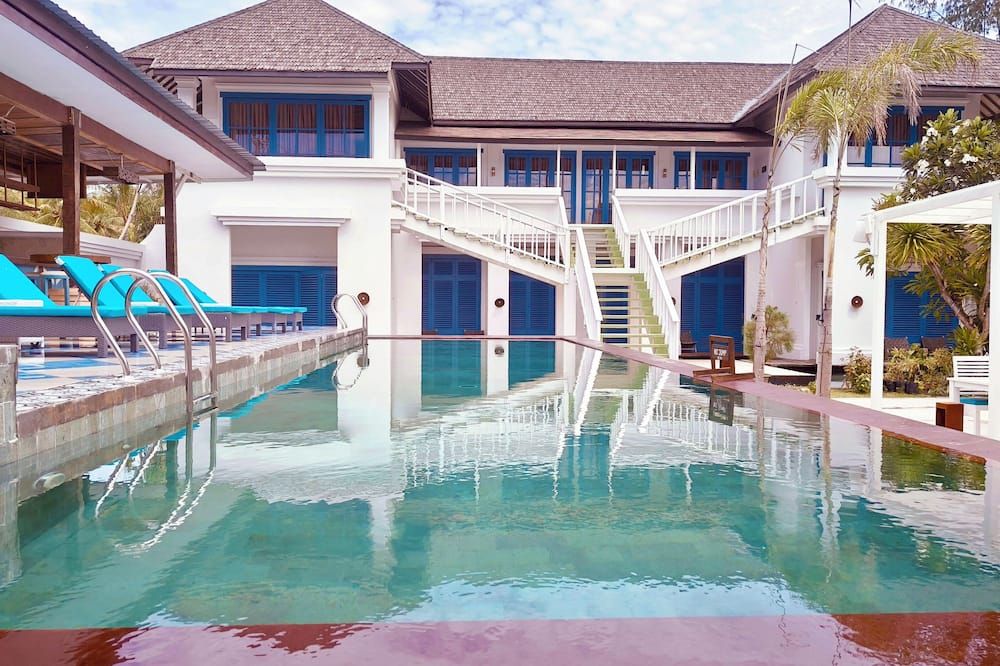 בריכה תמונה