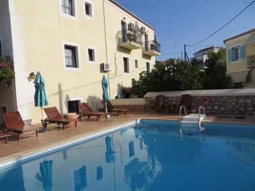 בריכה תמונה