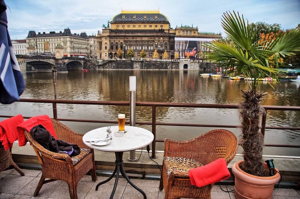 מרפסת תמונה