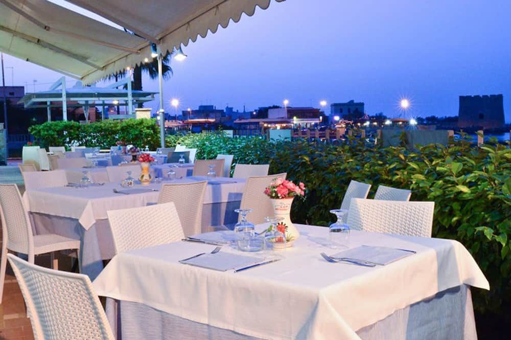 מסעדה תמונה