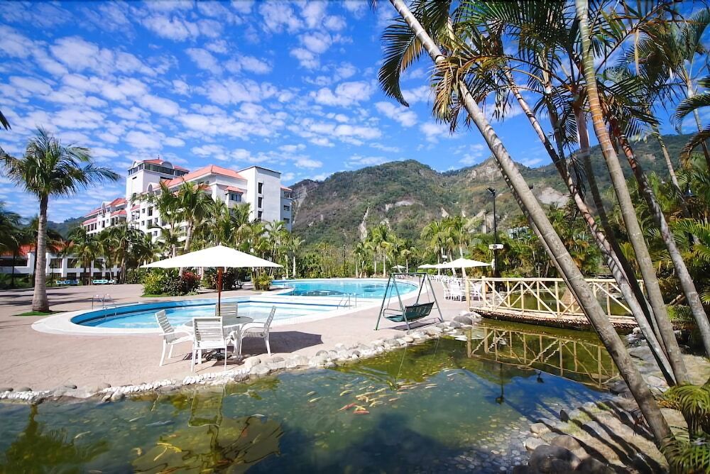 בריכה תמונה