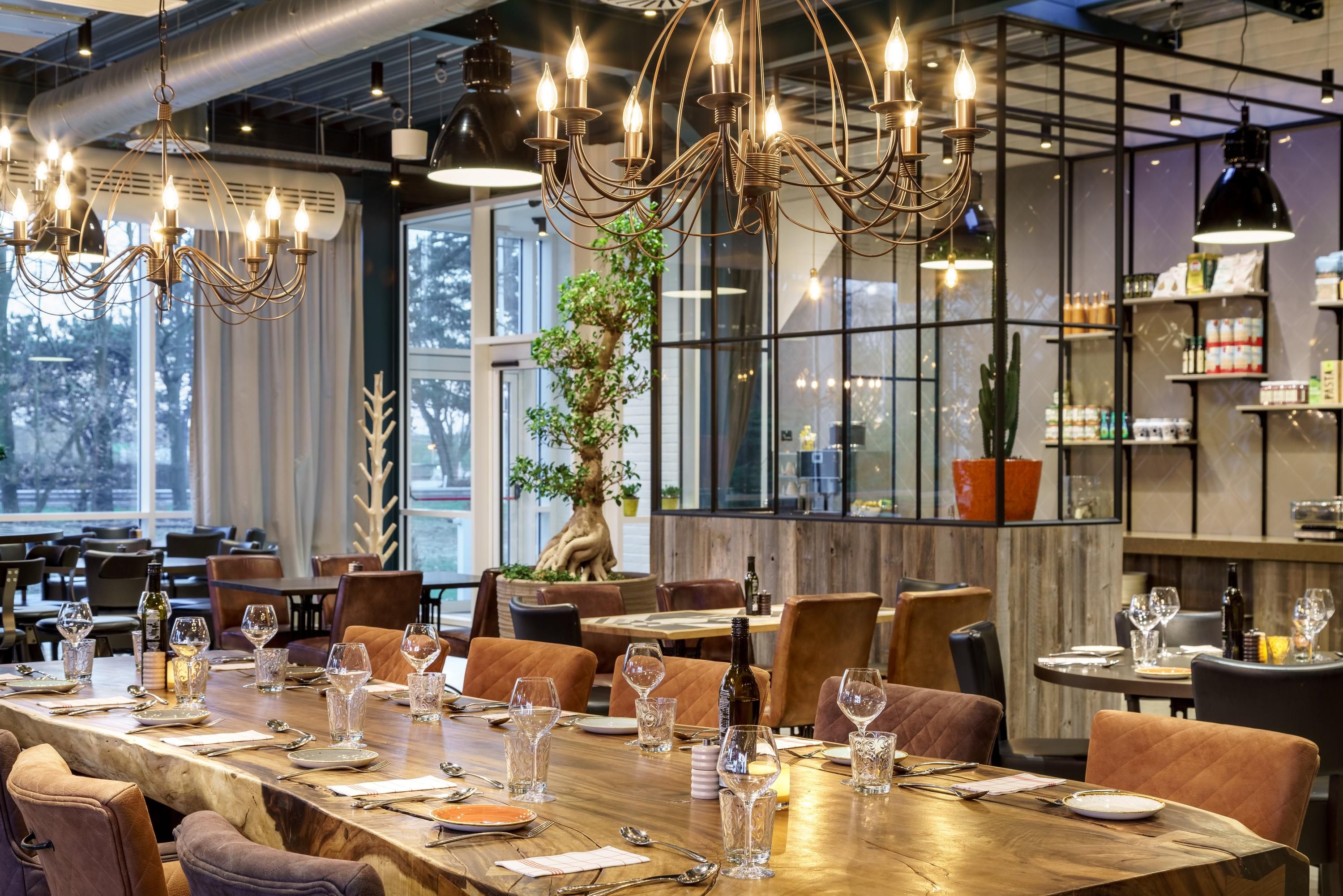 מסעדה תמונה