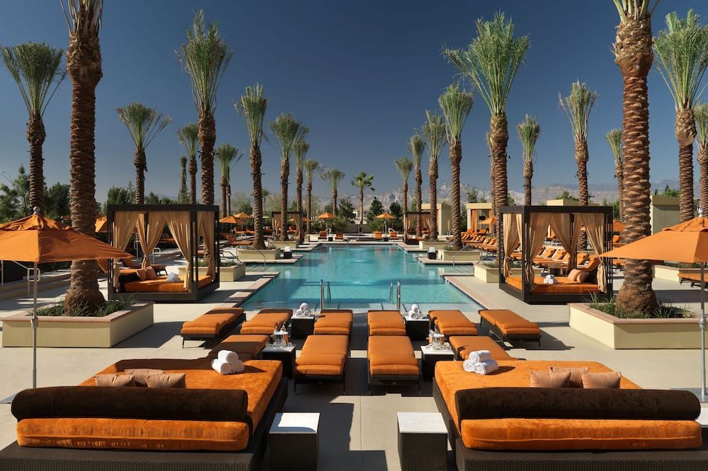 בריכה תמונה