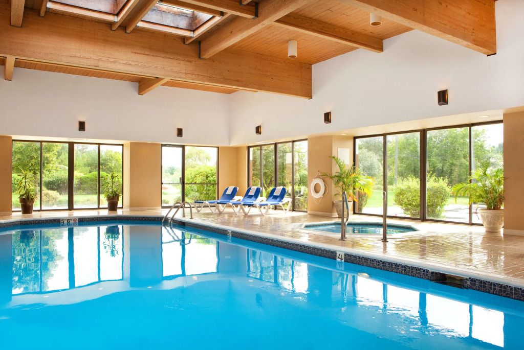 בריכה תמונה