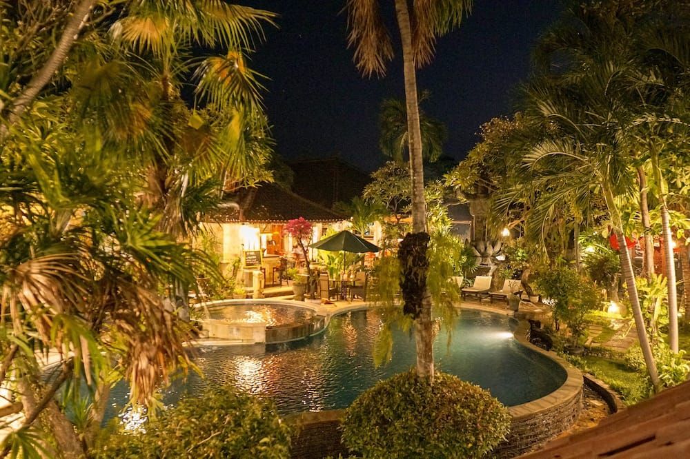 בריכה תמונה