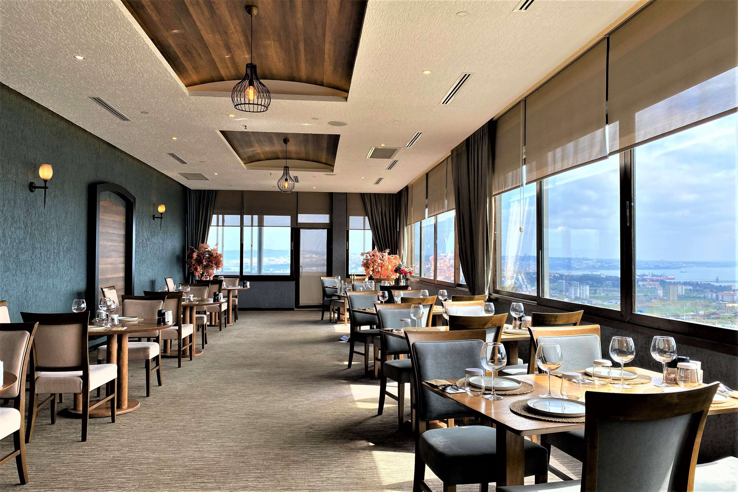 מסעדה תמונה