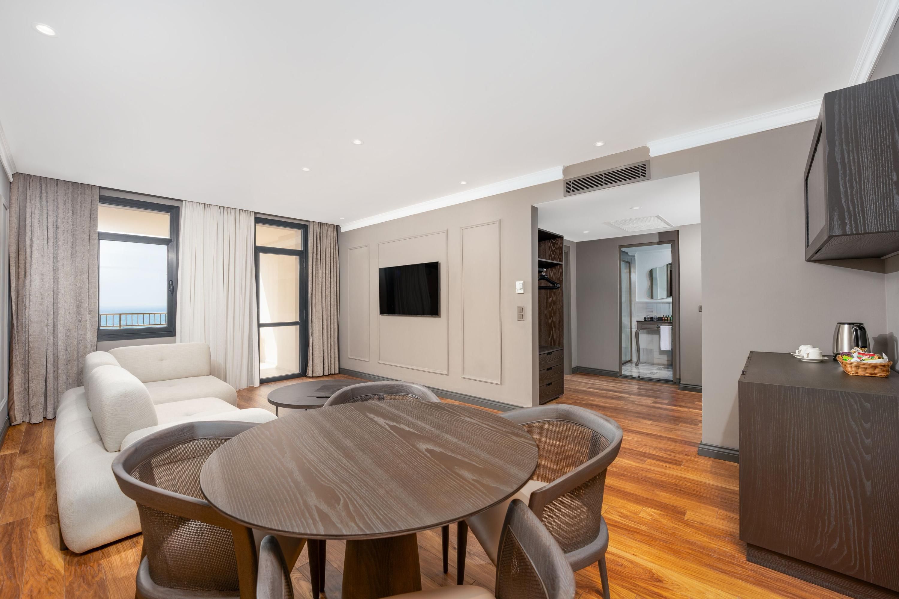 בריכה תמונה