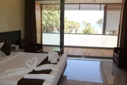 אחר