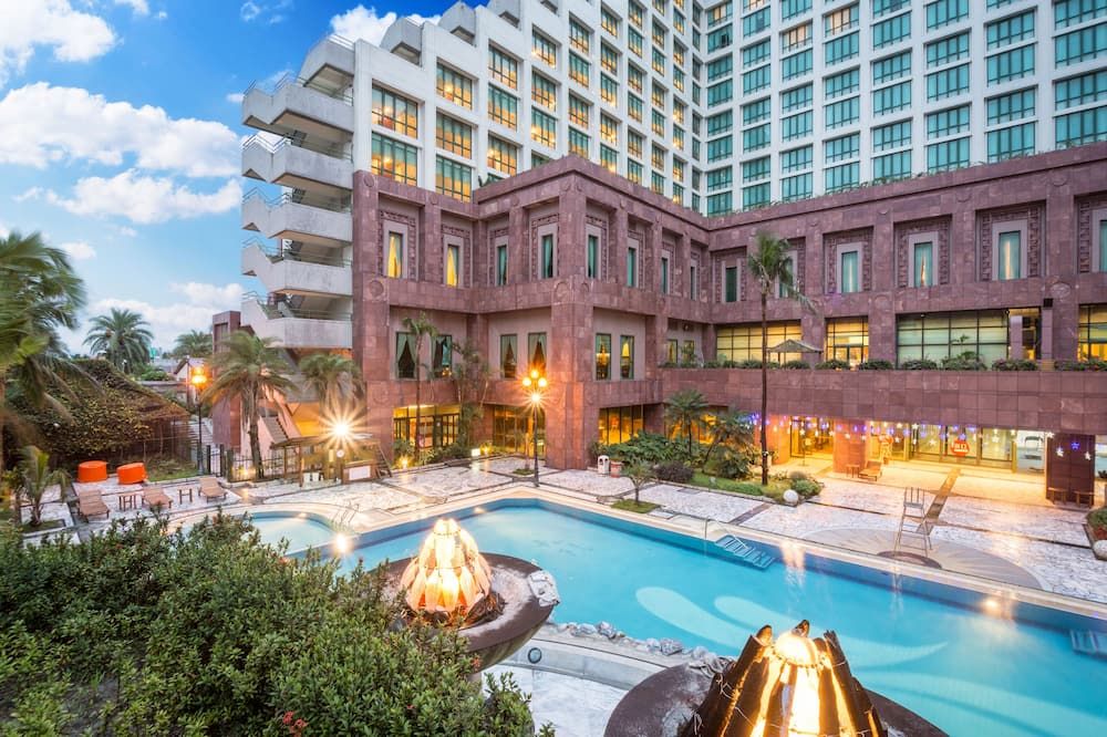 בריכה תמונה