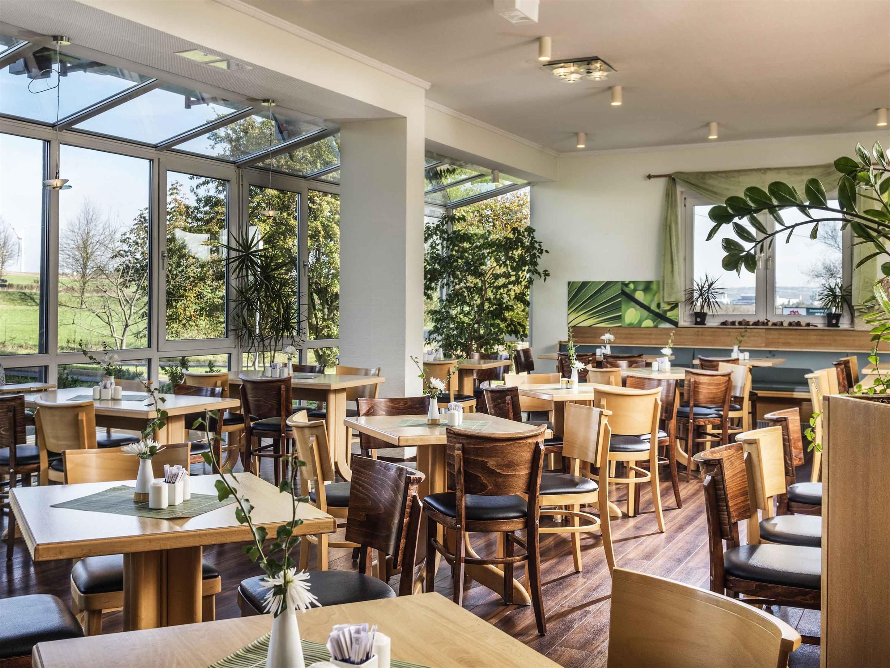 מסעדה תמונה