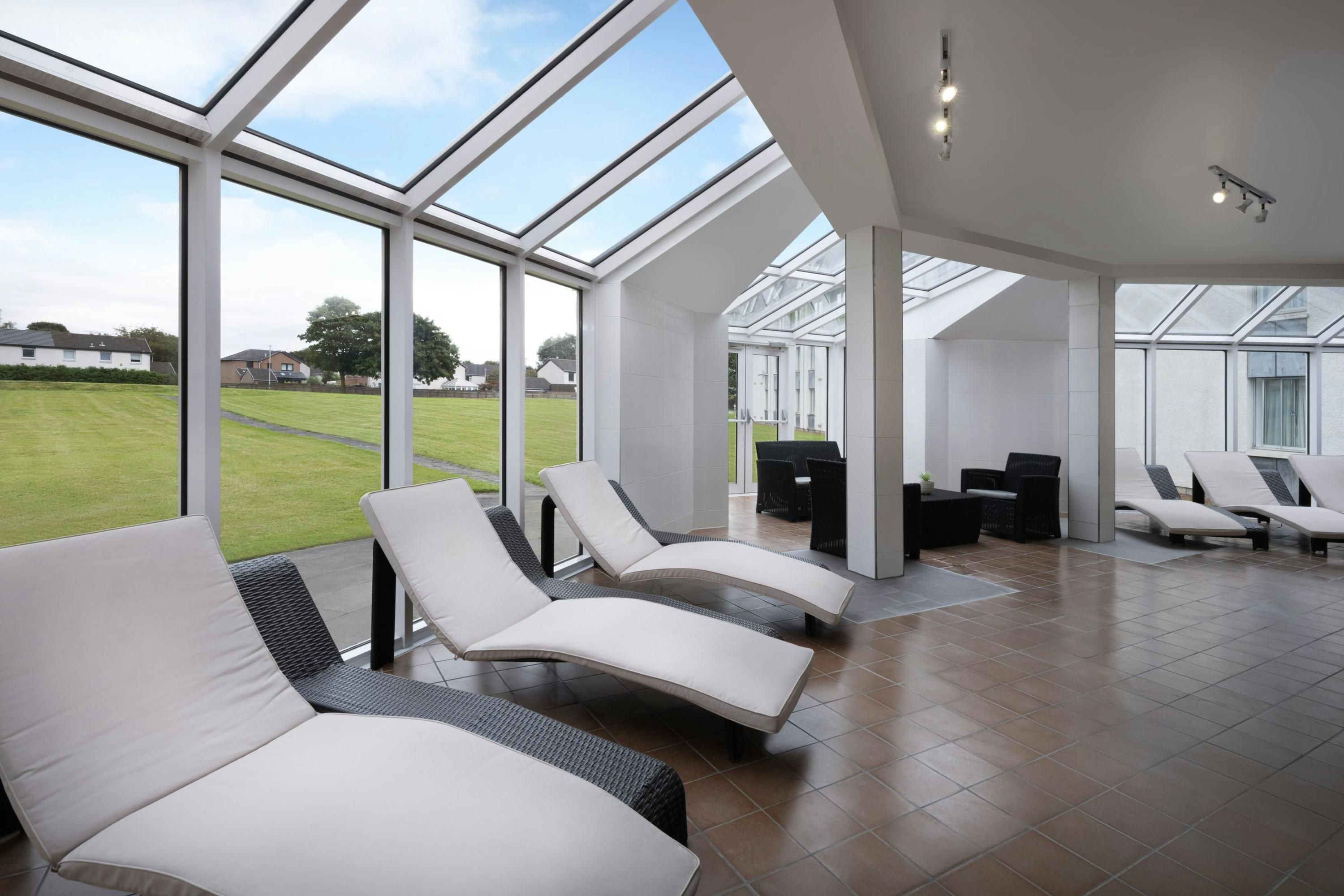 בריכה תמונה