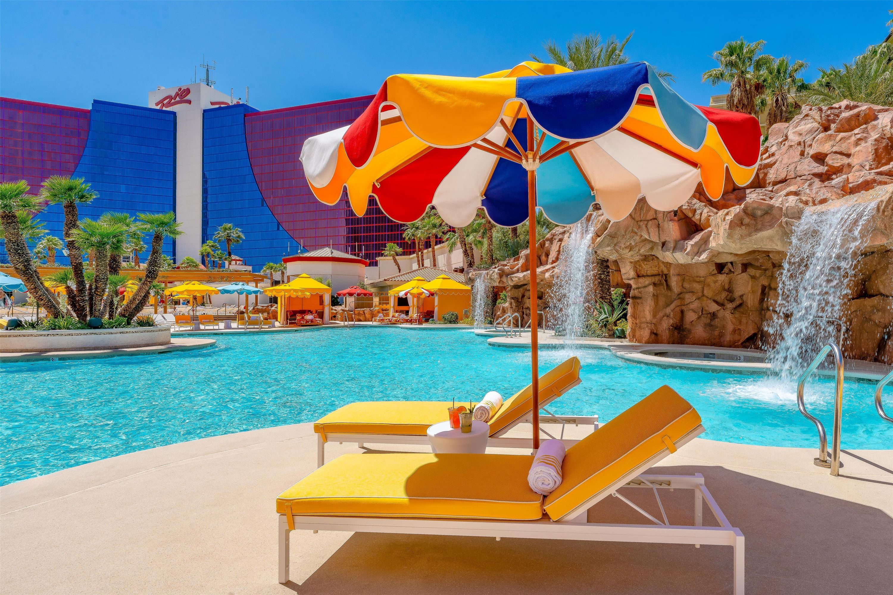 בריכה תמונה