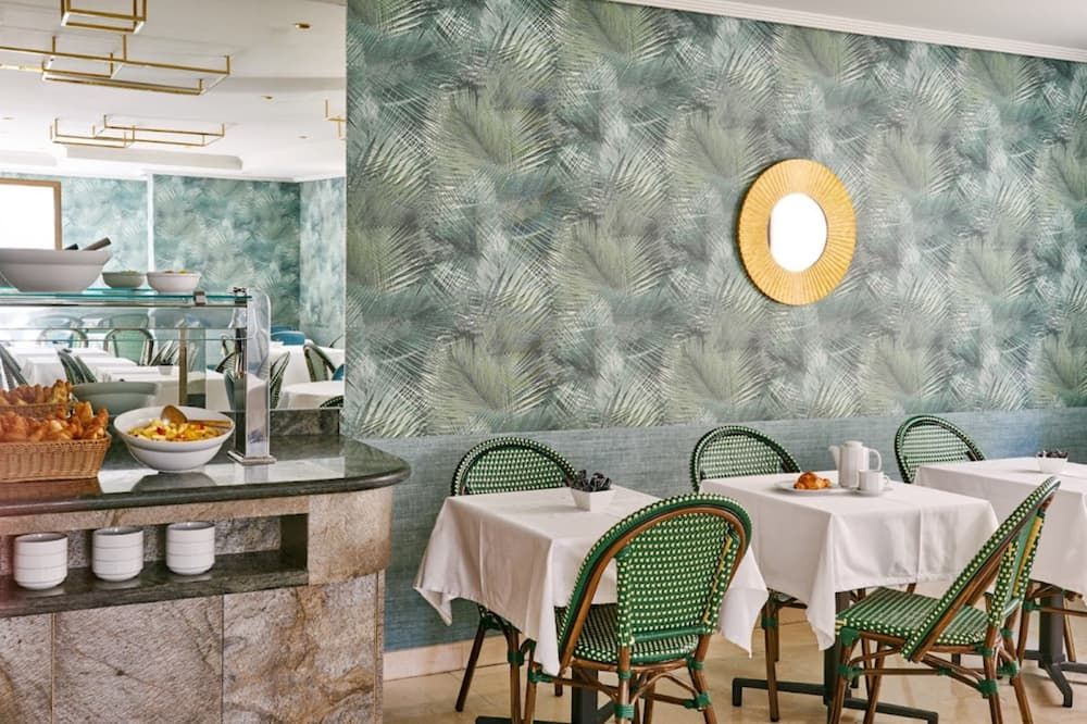 מסעדה תמונה