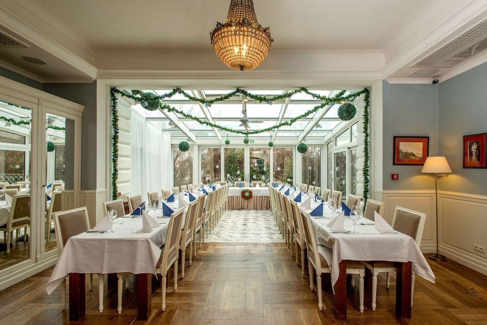 מסעדה תמונה