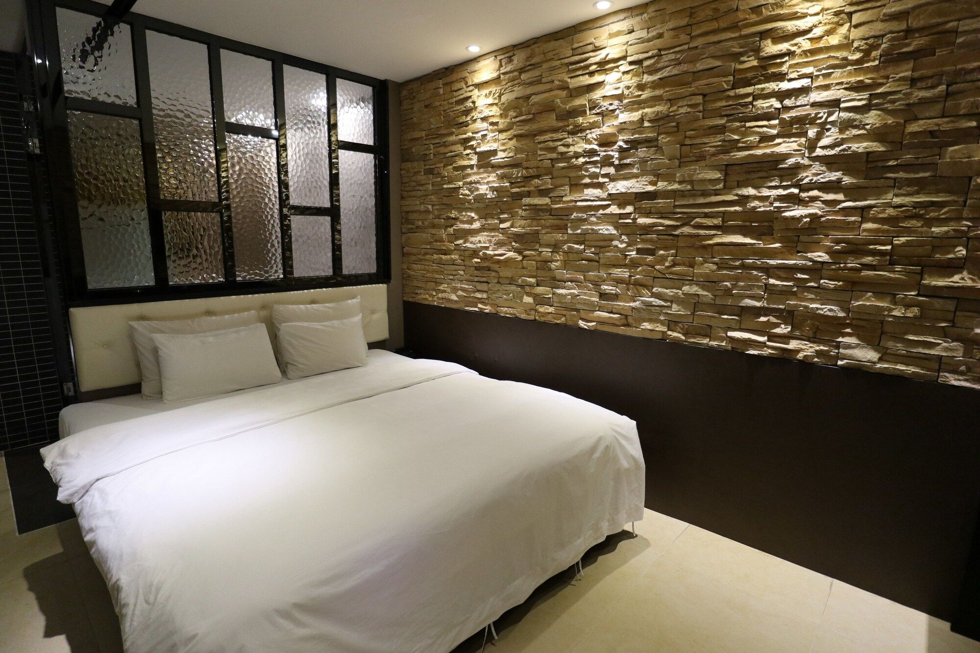 אחר