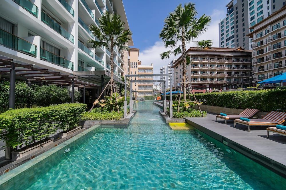 בריכה תמונה