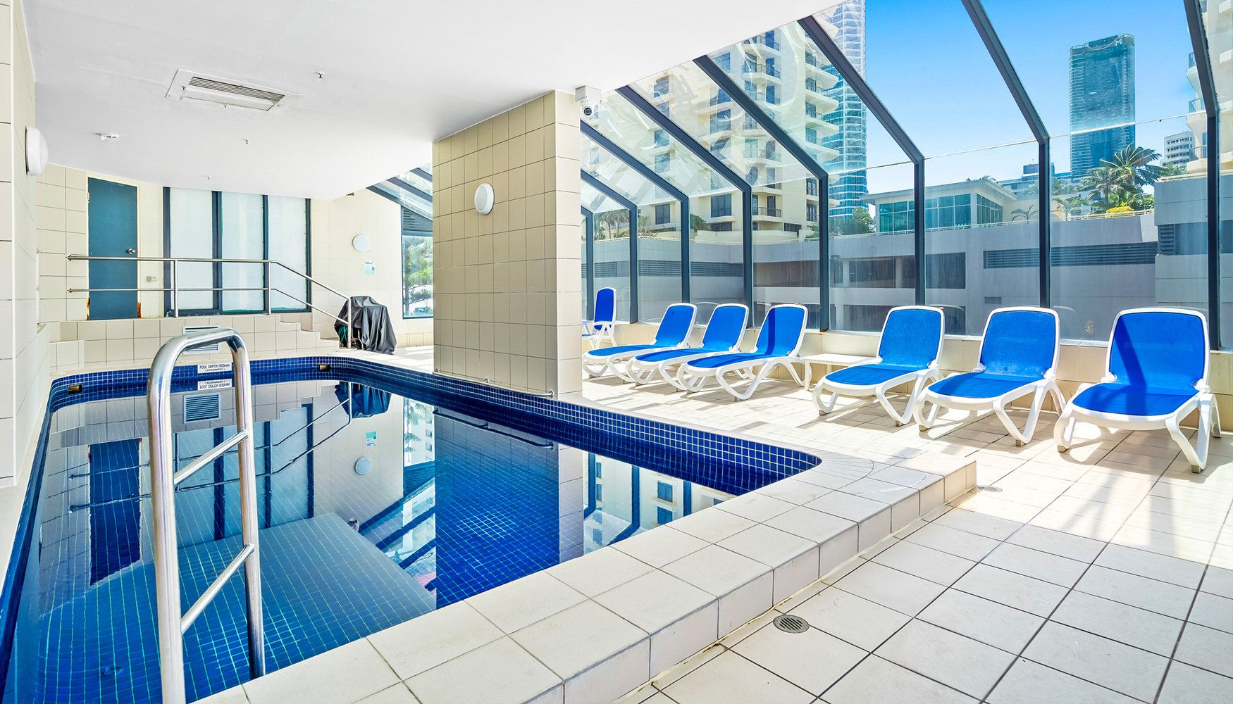 בריכה תמונה