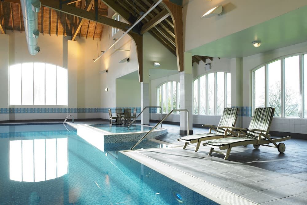 בריכה תמונה