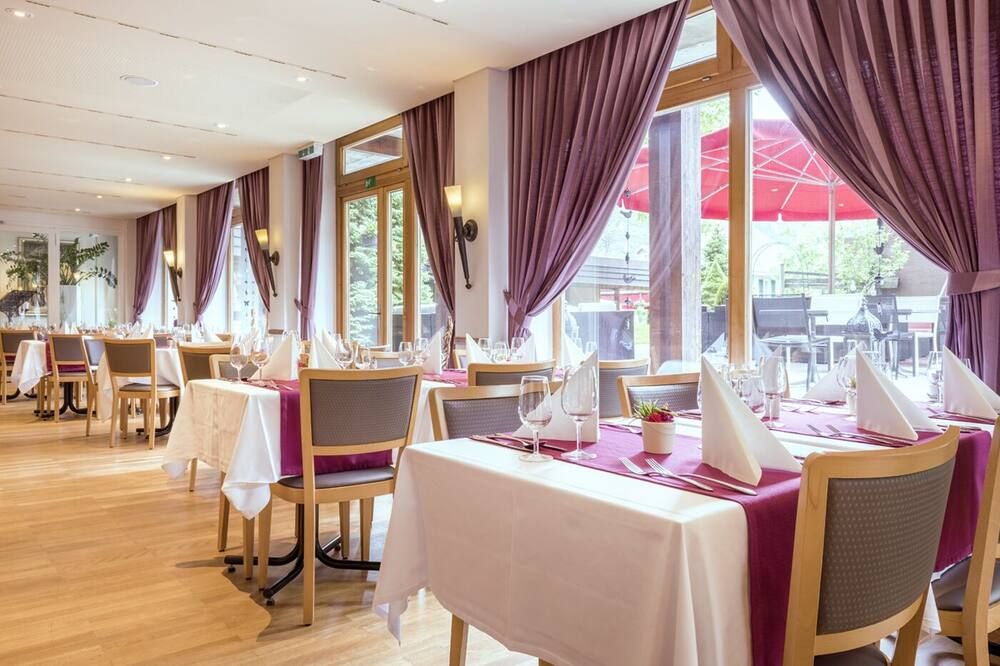 מסעדה תמונה